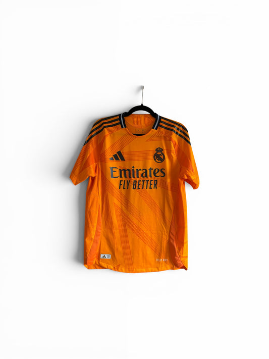Real Madrid 2024/2025 Away Shirt Bellingham #5 (M)