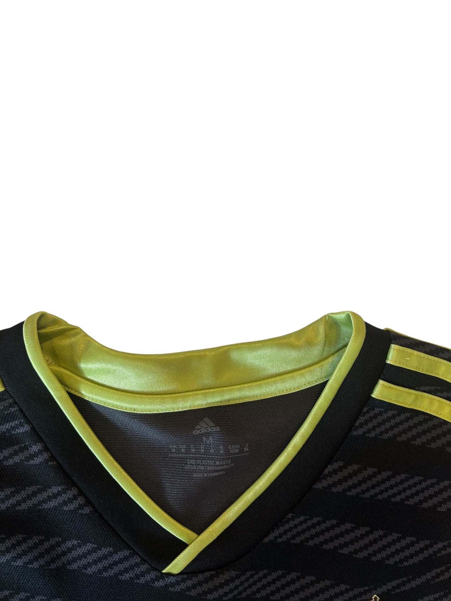 Real Madrid 2022/2023 Third Shirt Vinicius Junior #20 (M)