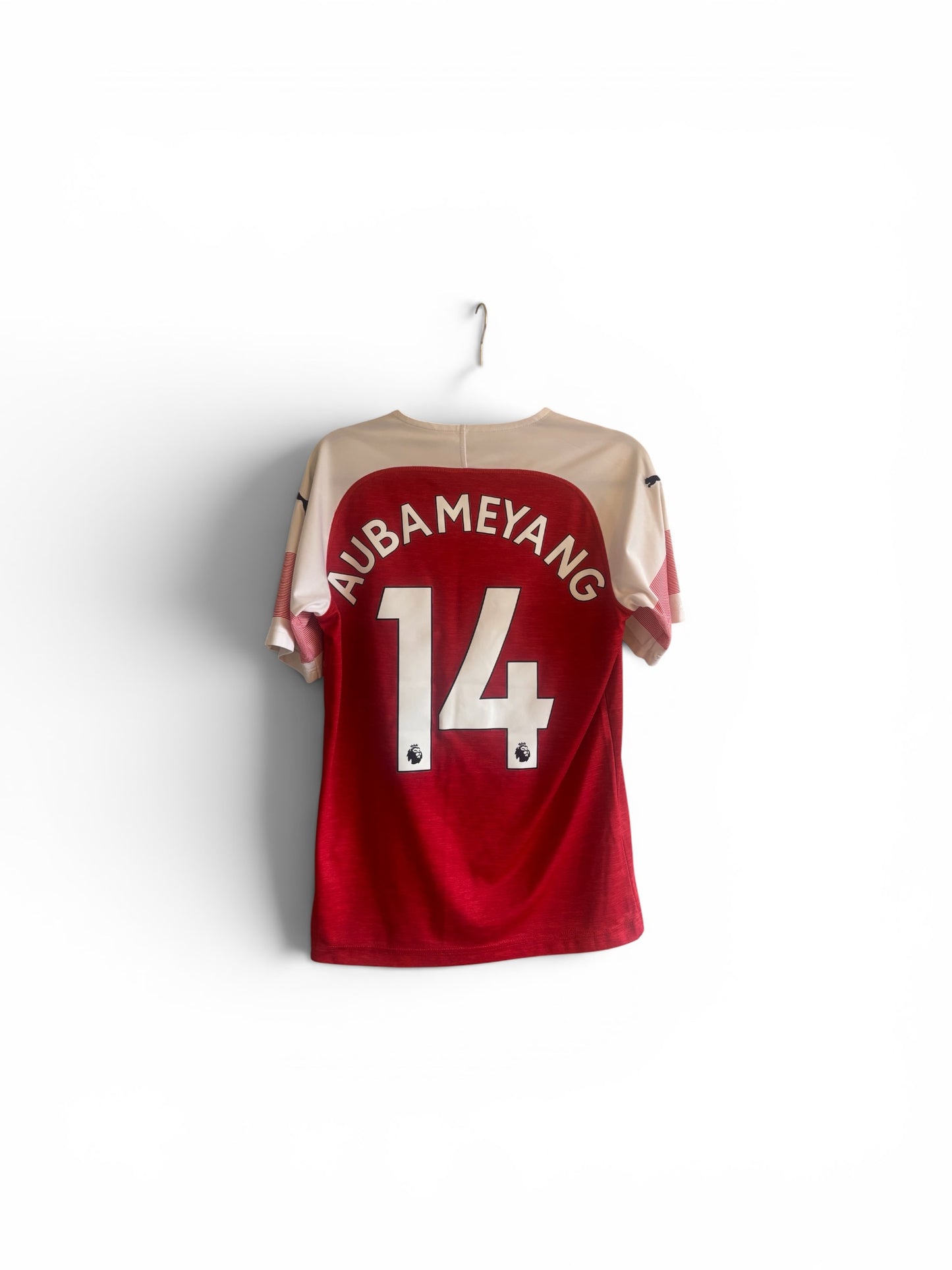 Arsenal 2018/2019 Home Shirt Aubameyang (S)